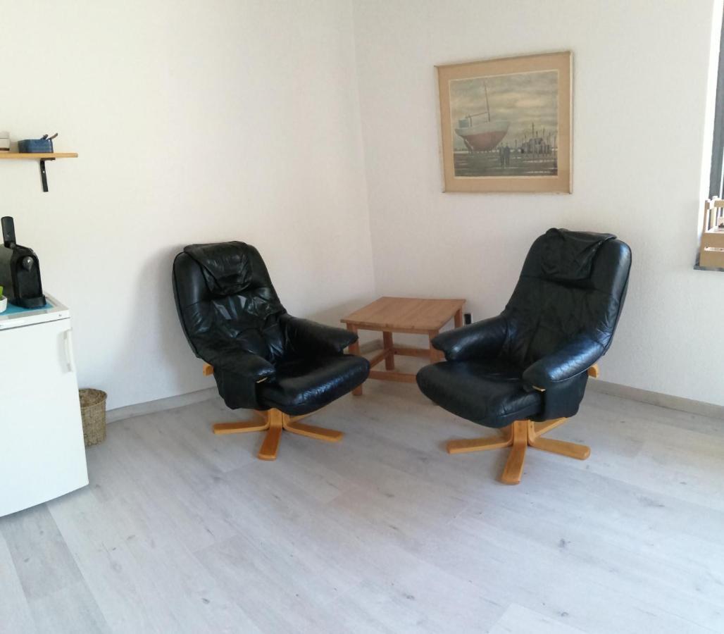 Hyrdeskolen Apartment Give Екстериор снимка